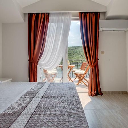 Villa San Apartments Tivat Exteriér fotografie